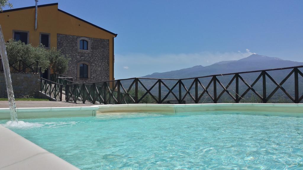 Agriturismo Valle Dell'Etna Roccella Valdemone Exterior photo